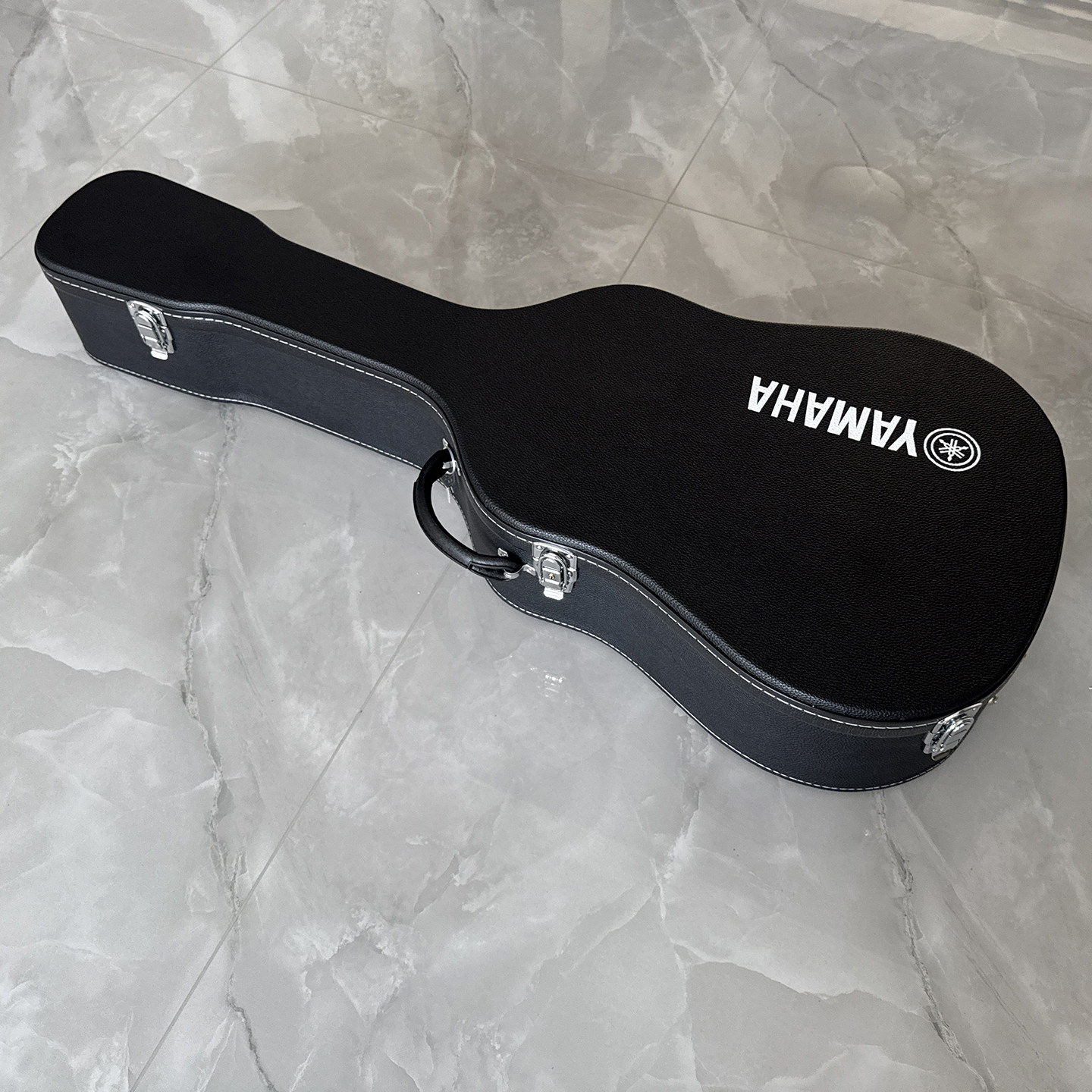 YAMAHA雅马哈专用吉他琴盒